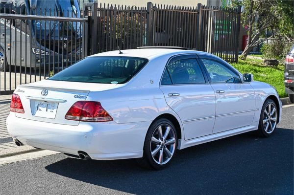 2007 Toyota Crown Sedan GRS184 Athlete image