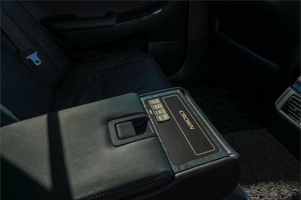 2007 Toyota Crown Sedan GRS184 Athlete image