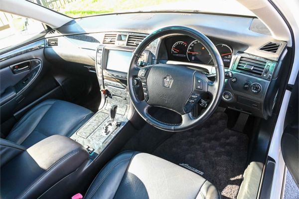 2007 Toyota Crown Sedan GRS184 Athlete image