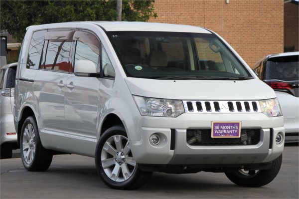 2013 Mitsubishi Delica Wagon CV1W D POWER PACKAGE image