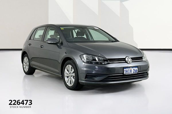 2021 Volkswagen Golf MK VII Trendline image