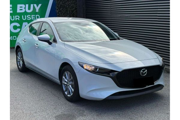 2024 Mazda 3 BP G20 Pure image