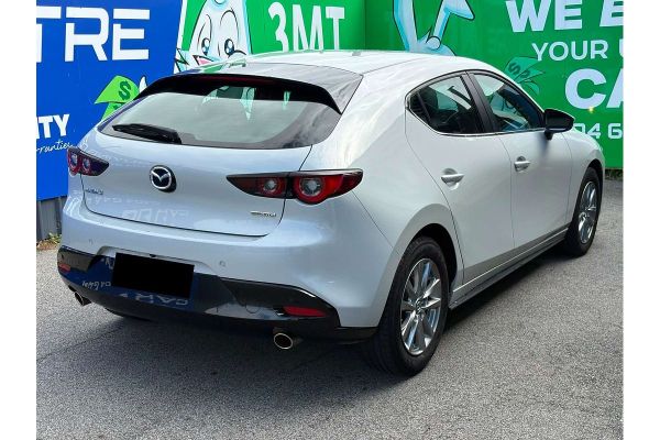 2024 Mazda 3 BP G20 Pure image