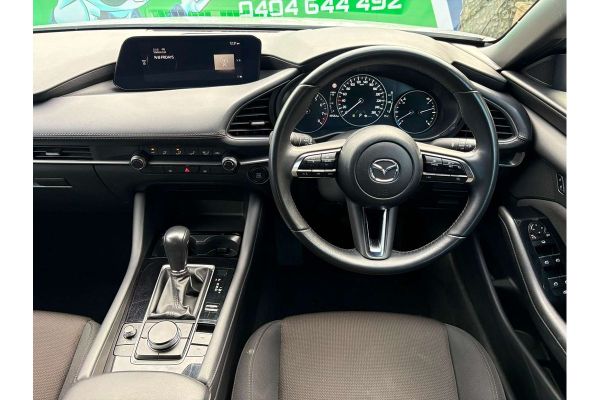 2024 Mazda 3 BP G20 Pure image
