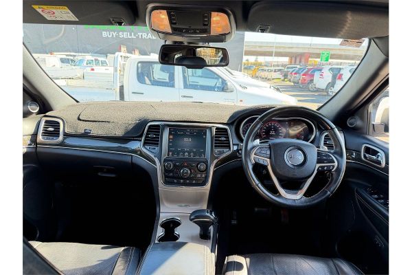 2013 Jeep Grand Cherokee Overland WK image