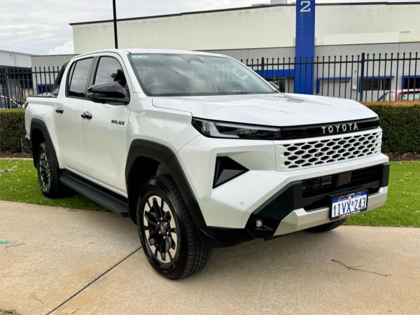 2026 Toyota Hilux GUN227R SR5 Plus image