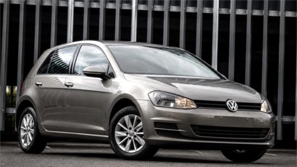 2015 Volkswagen Golf Hatchback VII MY16 92TSI Trendline image