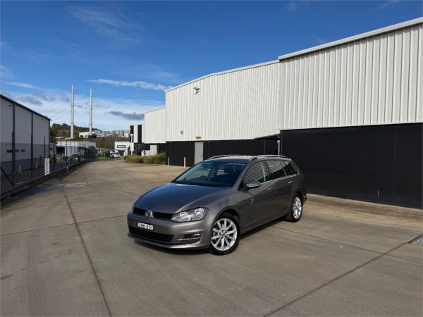 2016 VOLKSWAGEN GOLF 4D WAGON AU MY17 110 TDI HIGHLINE image