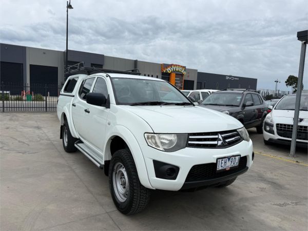 2015 MITSUBISHI TRITON DOUBLE CAB UTILITY MN MY15 GLX (4x4) image