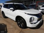 Image for 2025 Mitsubishi Outlander ZM LS