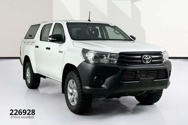 2016 Toyota HILUX WORKMATE (4x4) GUN125R 4X4 image