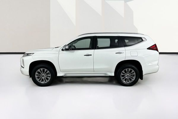 2020 Mitsubishi Pajero Sport QF GLX image