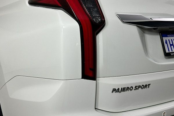 2020 Mitsubishi Pajero Sport QF GLX image