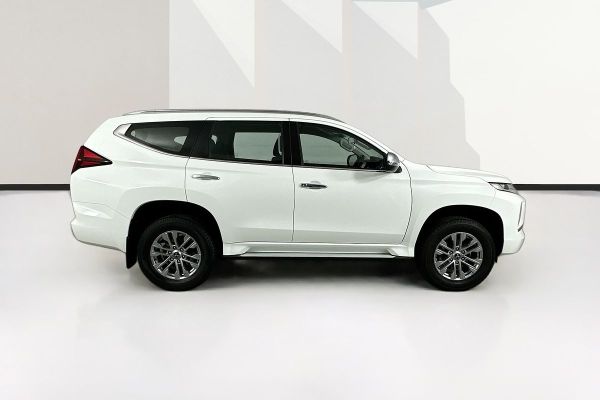 2020 Mitsubishi Pajero Sport QF GLX image