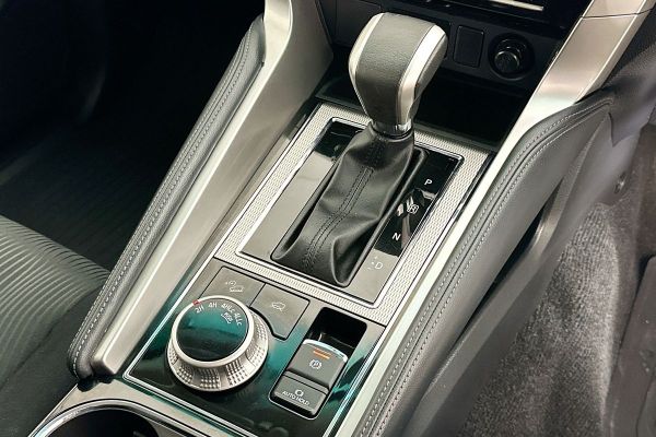 2020 Mitsubishi Pajero Sport QF GLX image