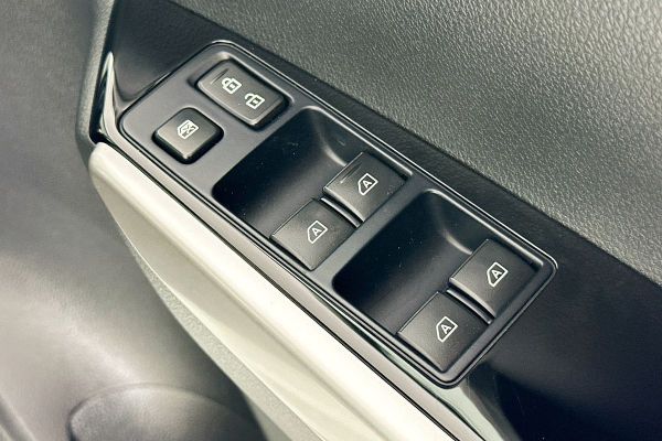 2020 Mitsubishi Pajero Sport QF GLX image