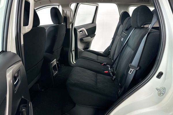 2020 Mitsubishi Pajero Sport QF GLX image