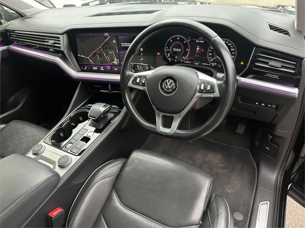 2019 Volkswagen Touareg MKIII Launch Edition image