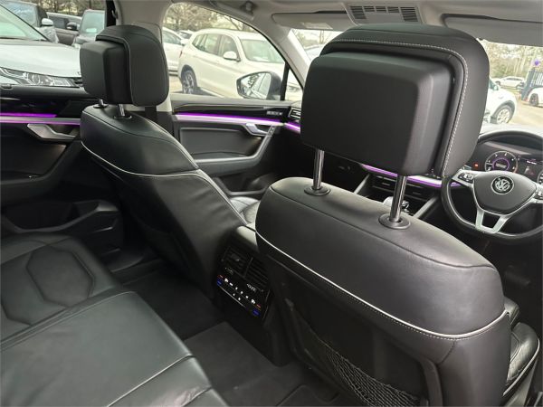 2019 Volkswagen Touareg MKIII Launch Edition image