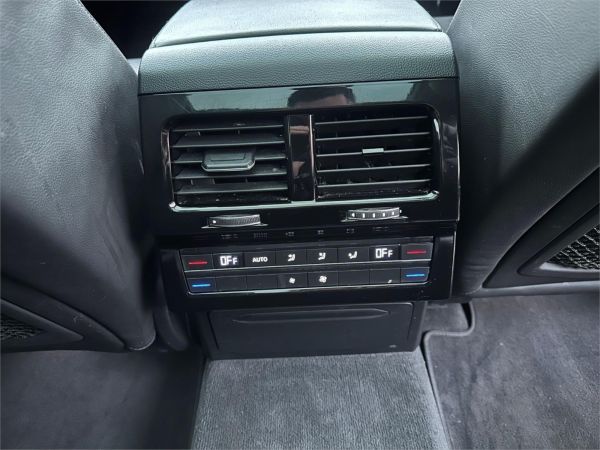 2019 Volkswagen Touareg MKIII Launch Edition image