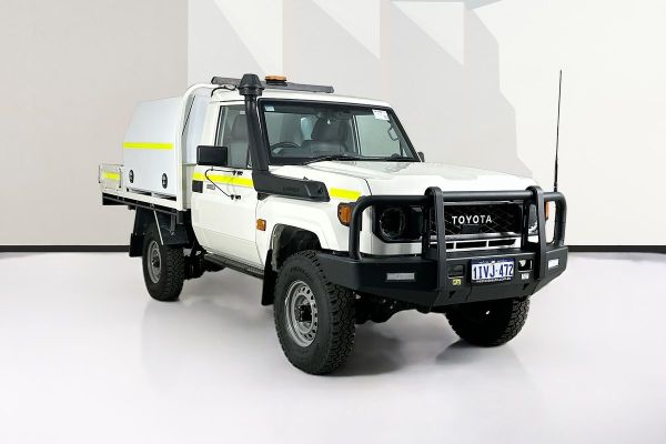 2024 Toyota Landcruiser VDJL79R Workmate image