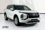 Image for 2025 Mitsubishi Outlander ZM LS