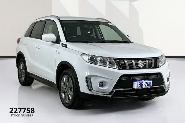 2024 Suzuki Vitara   image