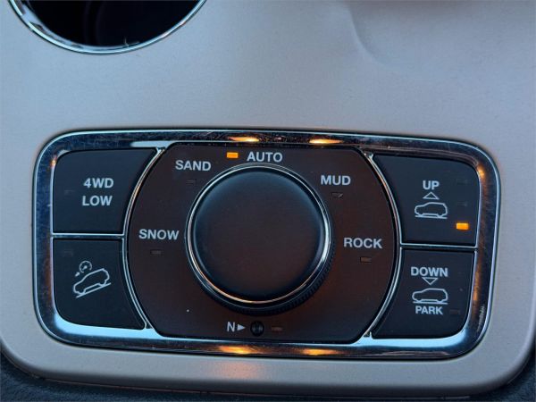 2015 Jeep Grand Cherokee Wagon WK MY15 Overland image