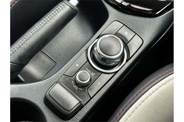 2015 Mazda CX-3 Akari DK image