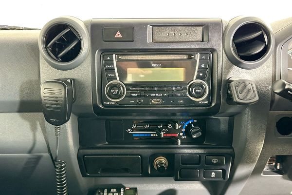 2019 Toyota Landcruiser VDJ76R Workmate image