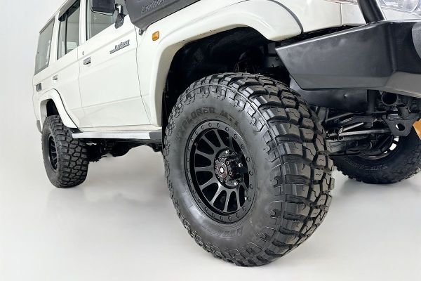2019 Toyota Landcruiser VDJ76R Workmate image