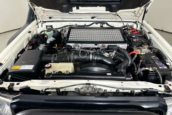 2019 Toyota Landcruiser VDJ76R Workmate image