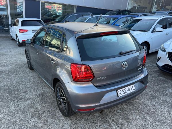 2015 VOLKSWAGEN POLO 5D HATCHBACK 6R MY15 66 TSI TRENDLINE image