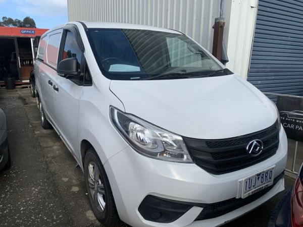 2021 LDV G10 SV7C Lift Door White 6 Speed Automatic Van image