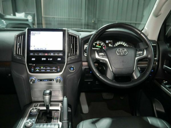 2021 Toyota Landcruiser VDJ200R VX image