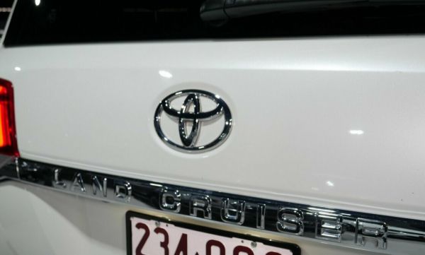 2021 Toyota Landcruiser VDJ200R VX image