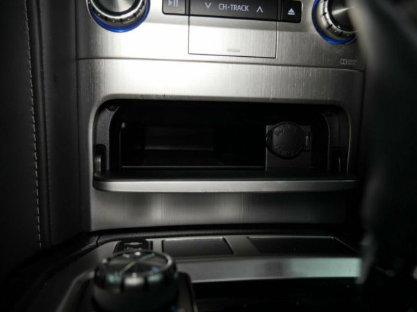 2021 Toyota Landcruiser VDJ200R VX image