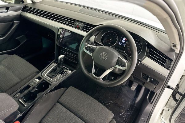 2022 Volkswagen Passat B8 Business image