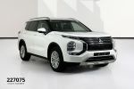 Image for 2024 Mitsubishi Outlander ZM LS