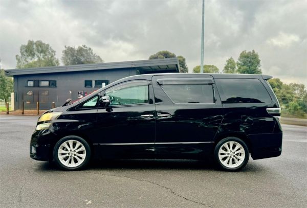 2011 Toyota Vellfire Van ANH20 2.4Z image