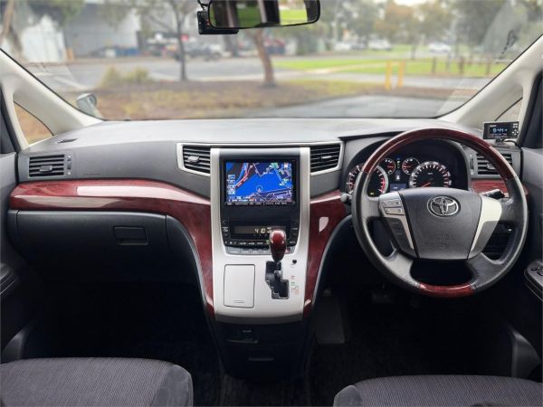 2011 Toyota Vellfire Van ANH20 2.4Z image