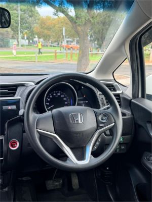 2018 Honda Fit Hatchback GP5 F image