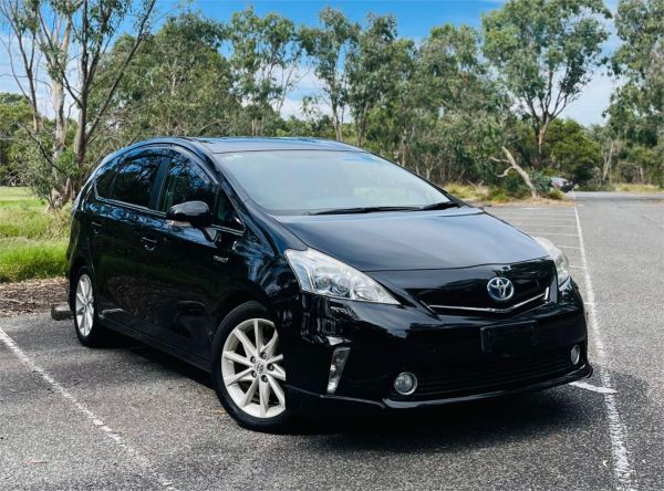 2011 Toyota Prius Alpha Station Wagon ZVW41 S TOURING SELECTION image