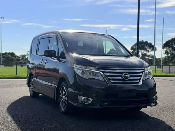 2014 Nissan Serena Van HFC26 Highway star GS Hybrid image