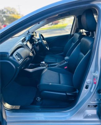 2017 Honda Grace Sedan GM4 Hybrid Dx image