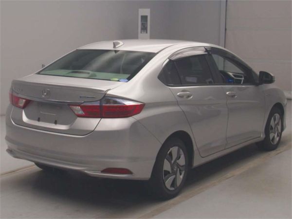 2017 Honda Grace Sedan GM4 Hybrid Dx image
