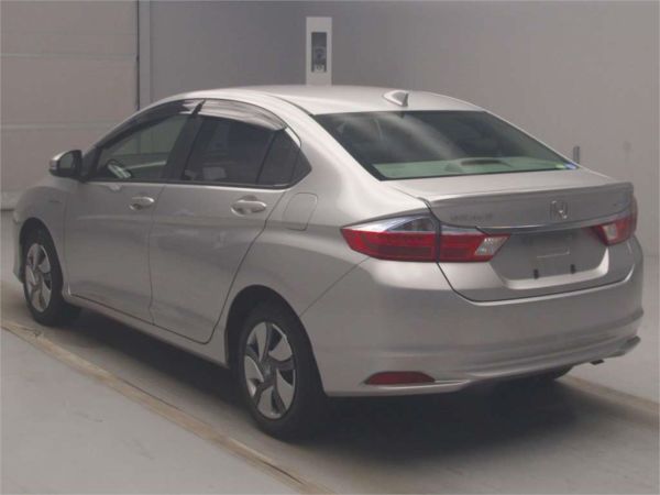 2017 Honda Grace Sedan GM4 Hybrid Dx image
