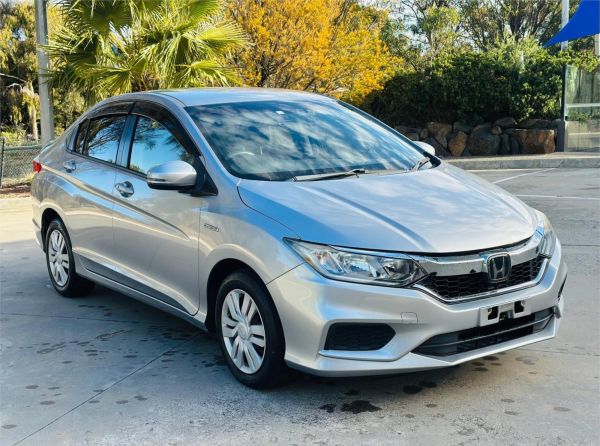 2017 Honda Grace Sedan GM4 HYBRID DX image