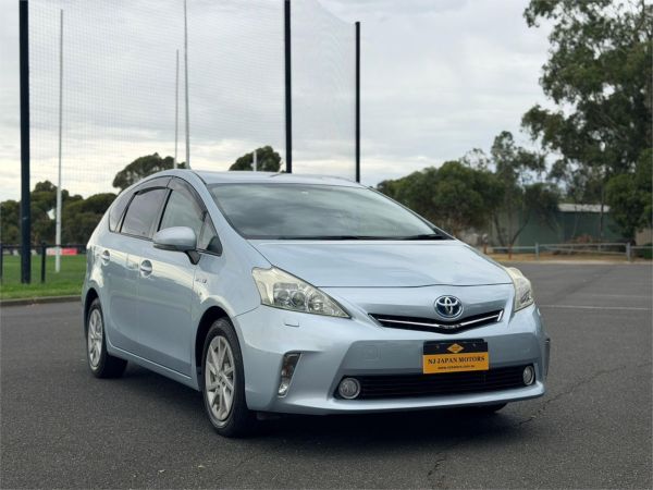 2011 Toyota Prius Alpha Station Wagon ZVW41 S Welcabe image