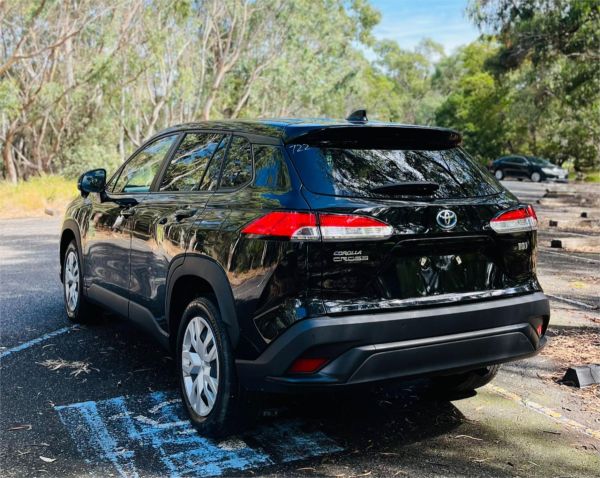 2022 Toyota Corolla Cross SUV ZVG11 Hybrid G image